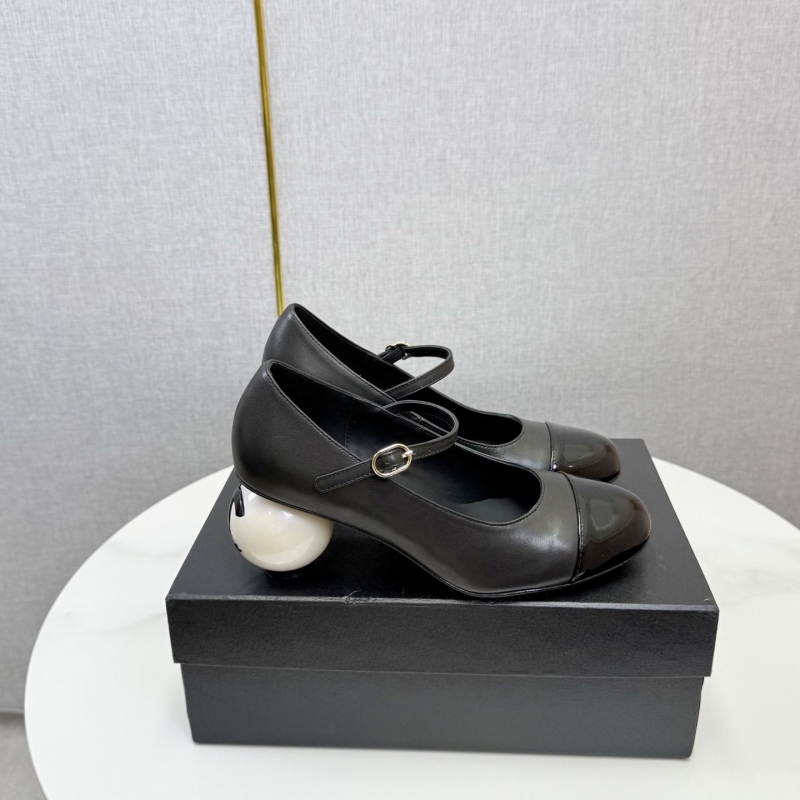 Ch**el heeled shoes